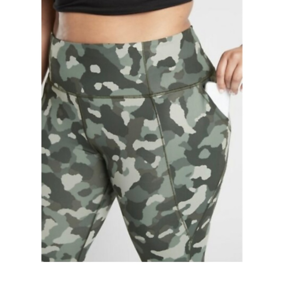 Athlete Ultimate Stash Pocket Camo 7/8 Tight